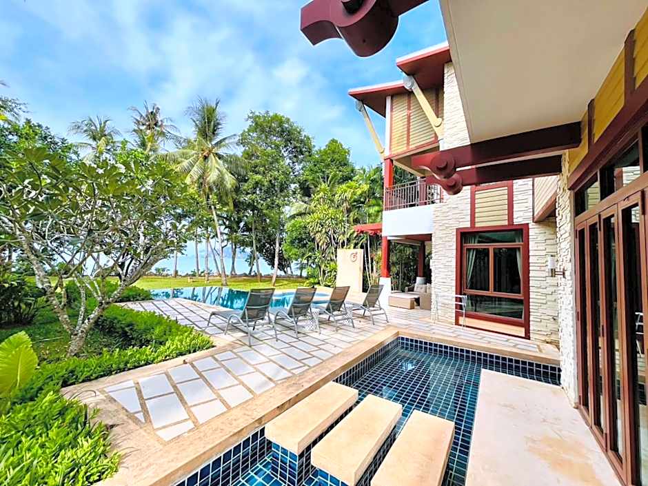 Amatapura Beachfront Villa 12, SHA Certified