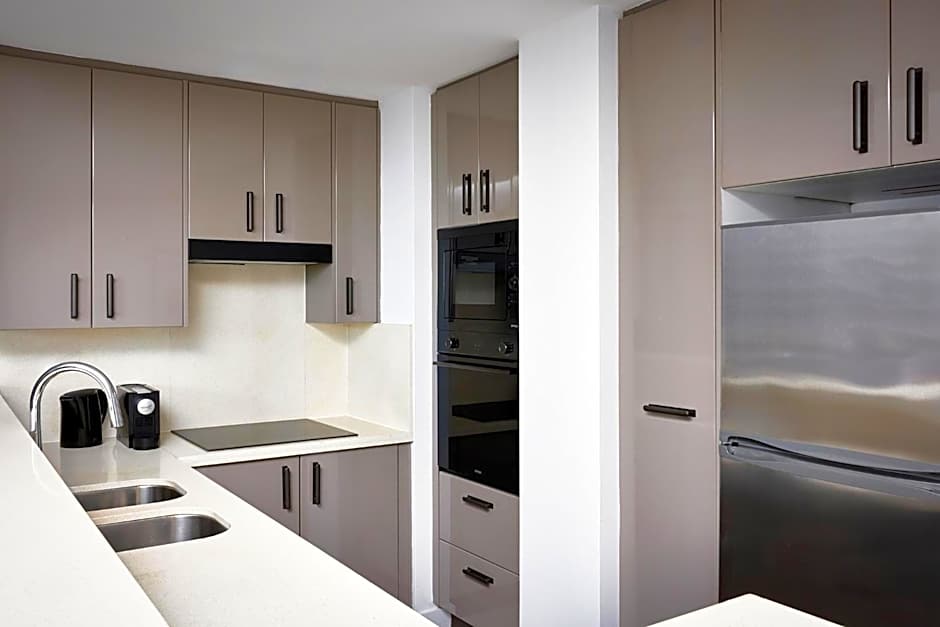 Meriton Suites Pitt Street, Sydney