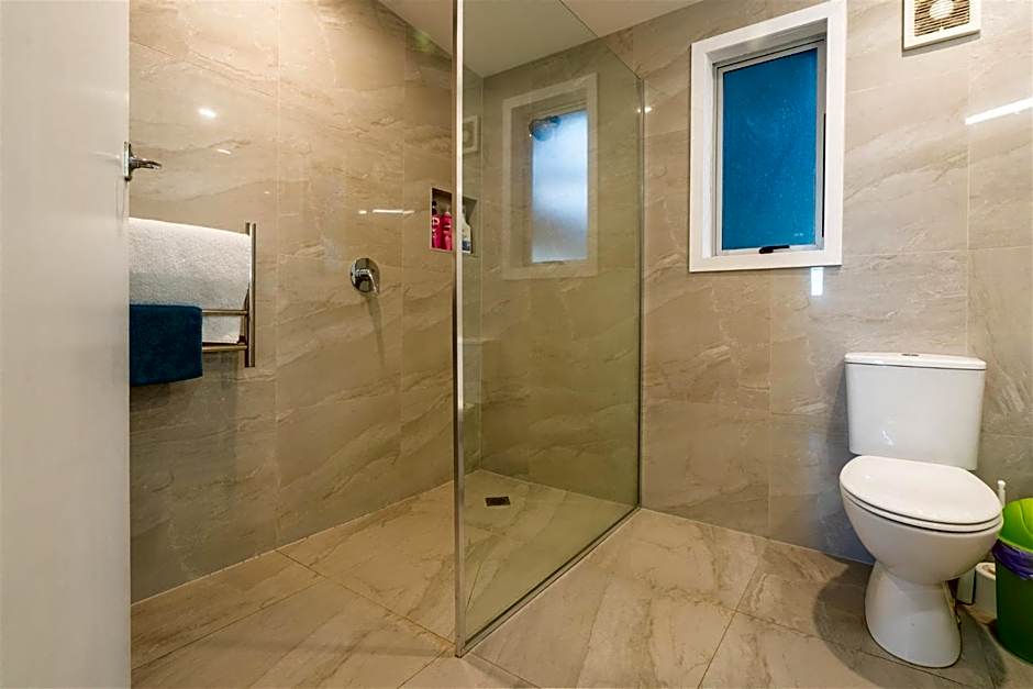 Driftwood Lodge Beachfront, Cable Bay Stays, Cable Bay, Northland