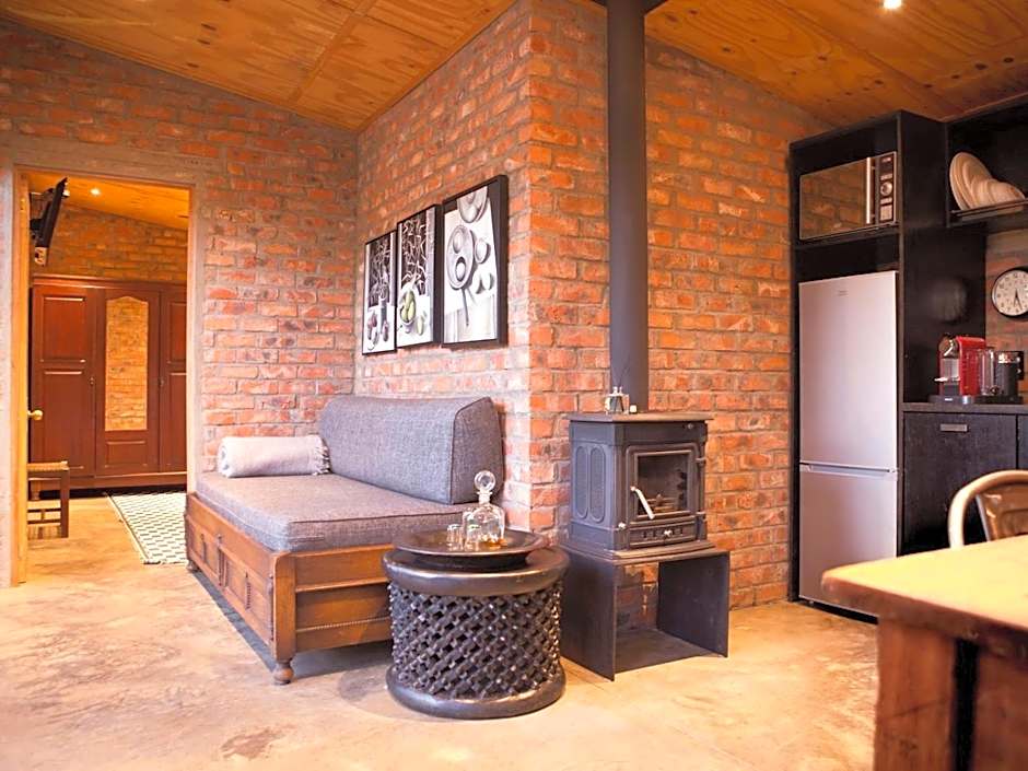 Liedjiesbos Urban Olive Farm Accommodation