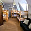 Hostel Universus