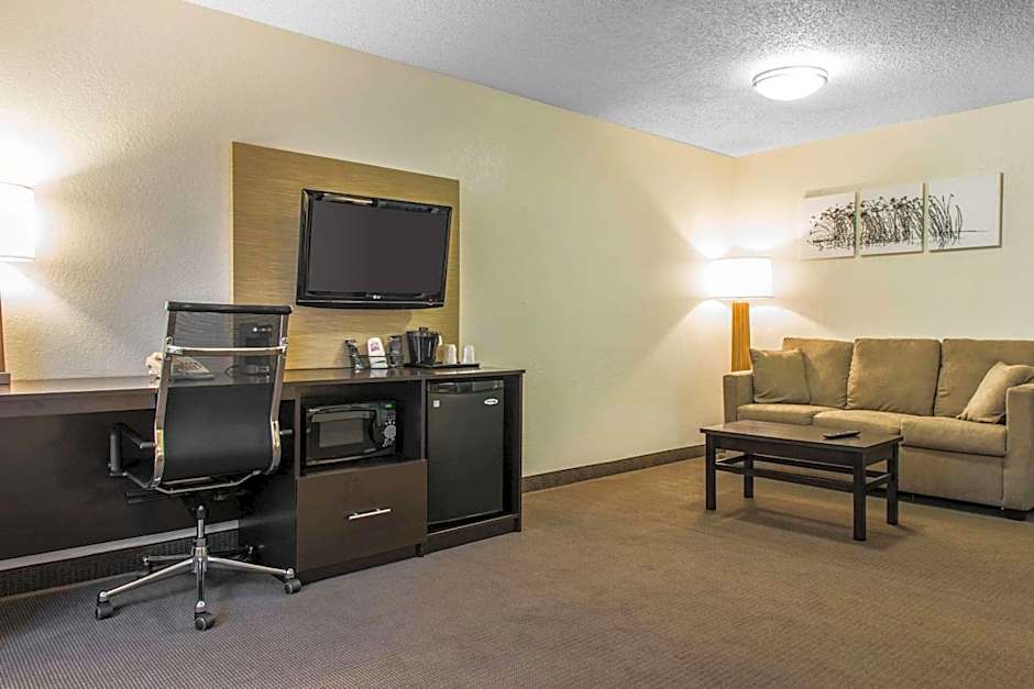 Sleep Inn & Suites Pittsburgh Airport