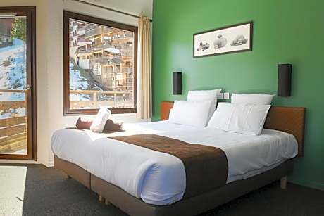 Triple Room with Balcony