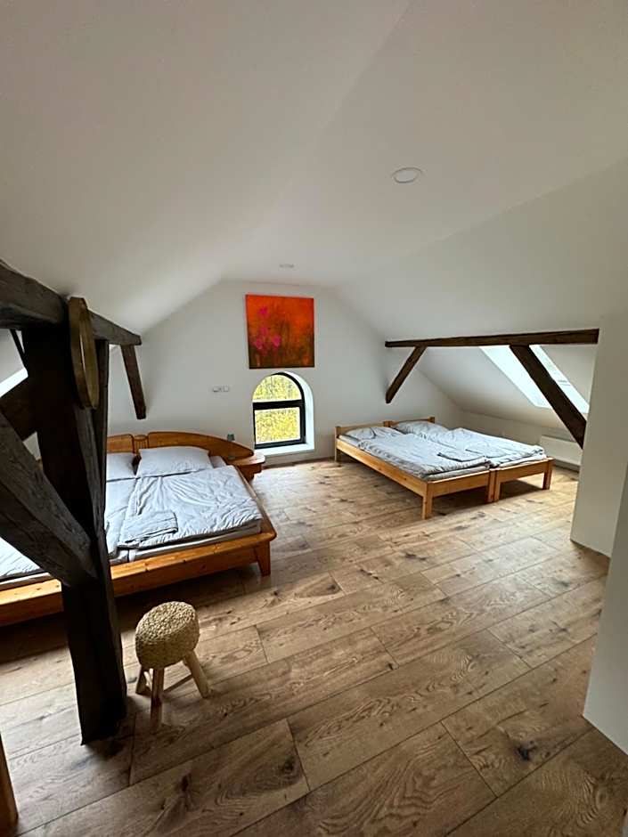 Tkalcovna U Zlatého potoka