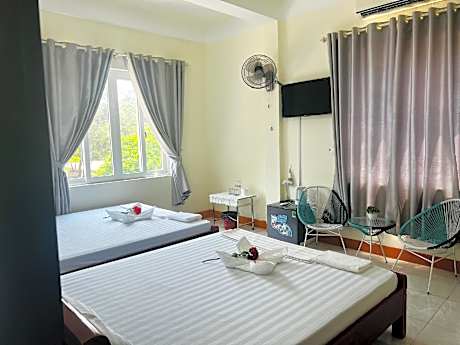 View Nhat Le Beach Hotel