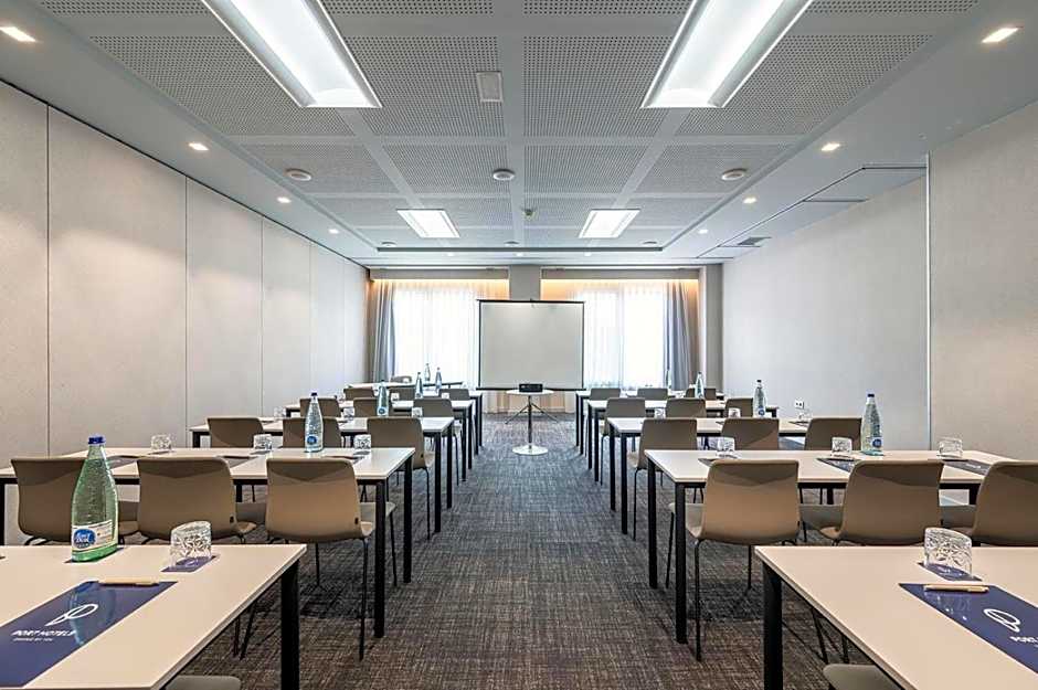 Port Alicante Playa de San Juan