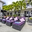 Beachside All Suites Hotel, a South Beach Group Hotel