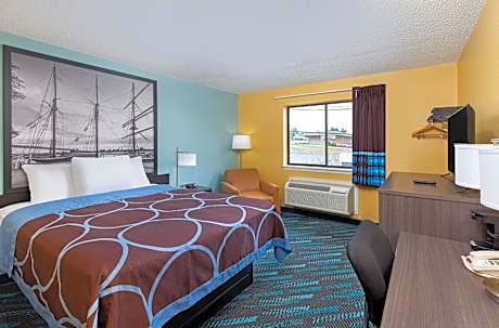 Queen Room - Non-Smoking