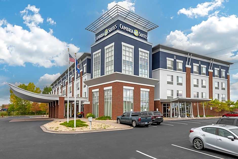 Cambria Hotel Minneapolis Maple Grove