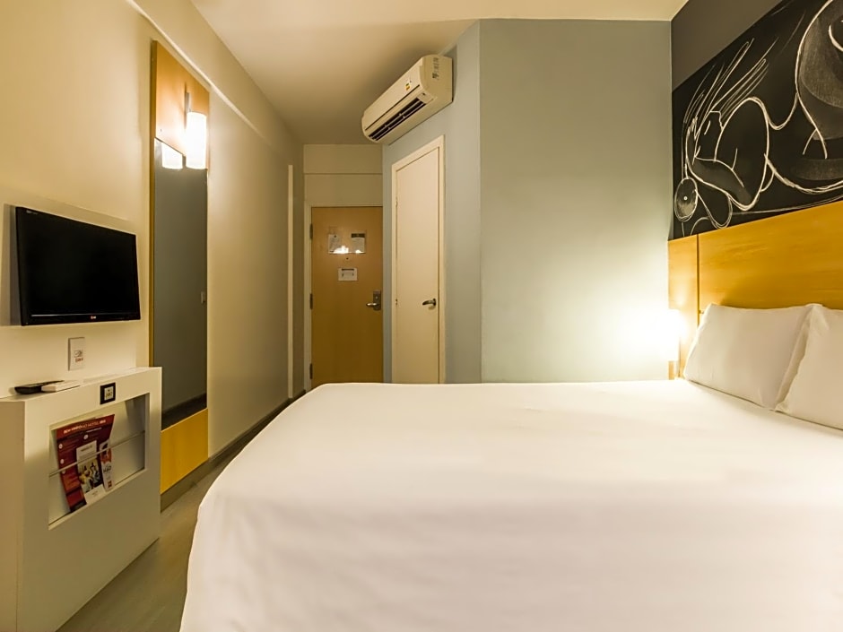 ibis Uberaba