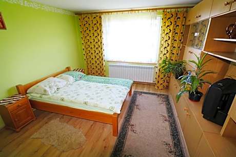 Triple Room with Shared Bathroom