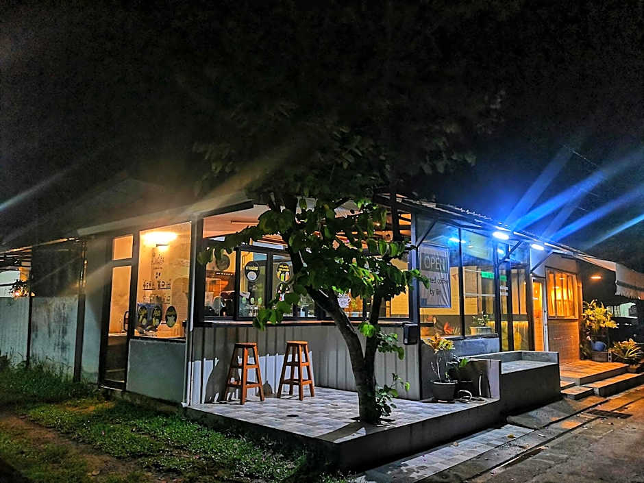 Backpack Hostel Kohyaoyai
