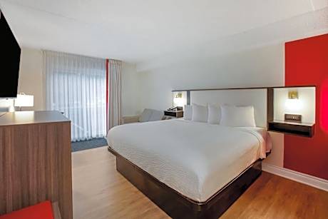 King Room - Ground Floor/Non-Smoking
