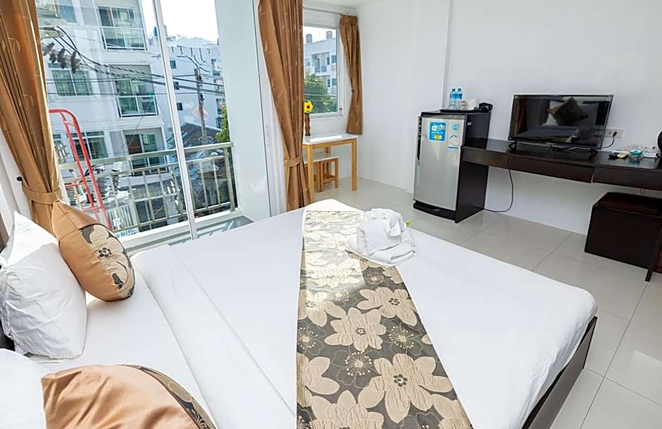 Happy 99 Guest house