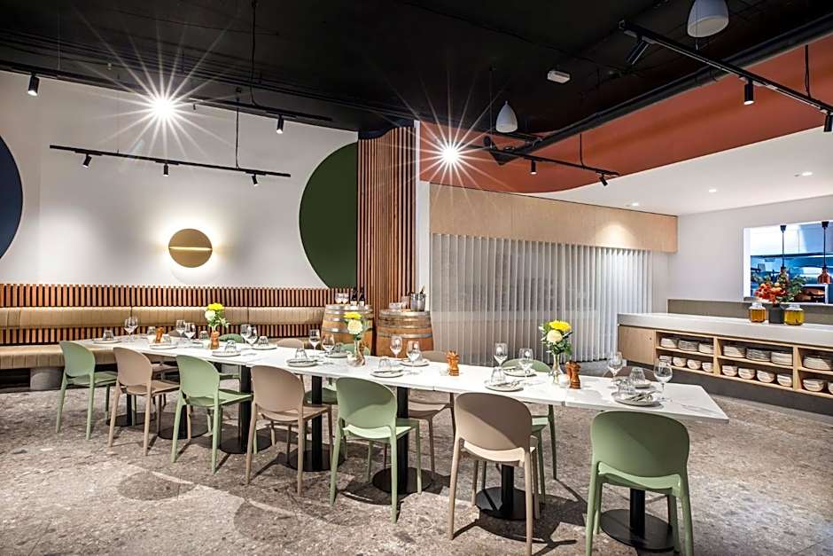 Holiday Inn Dandenong By IHG