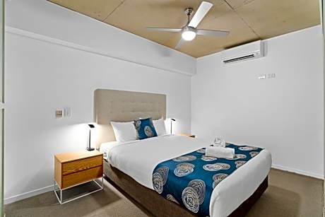 One-Bedroom Apartment - Pavilion