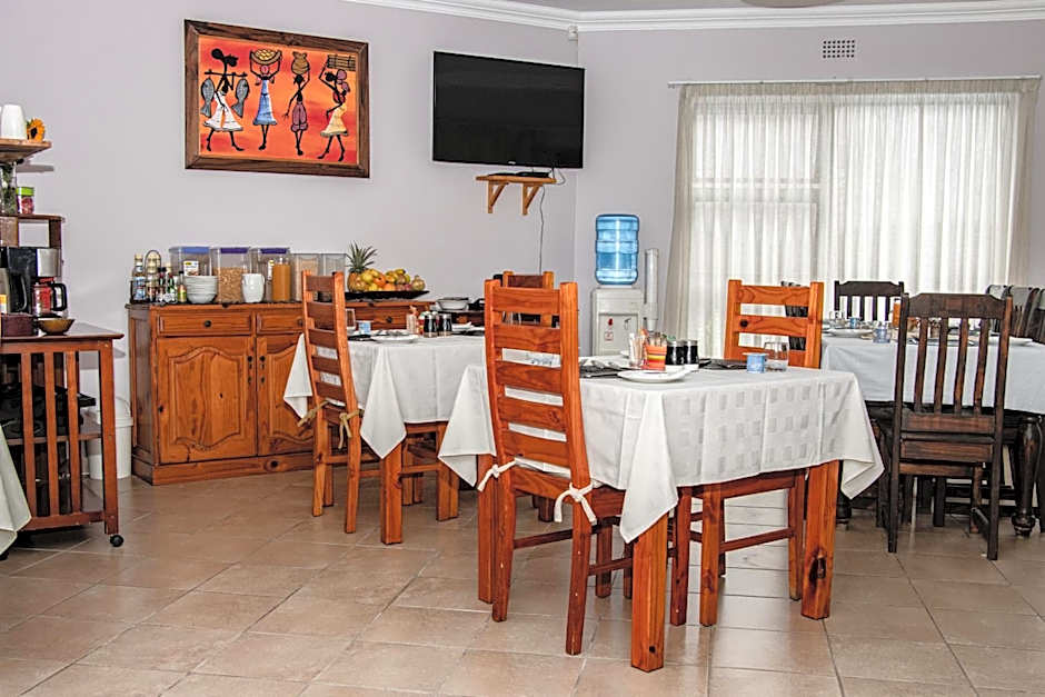 Woodpecker's Inn Guest House