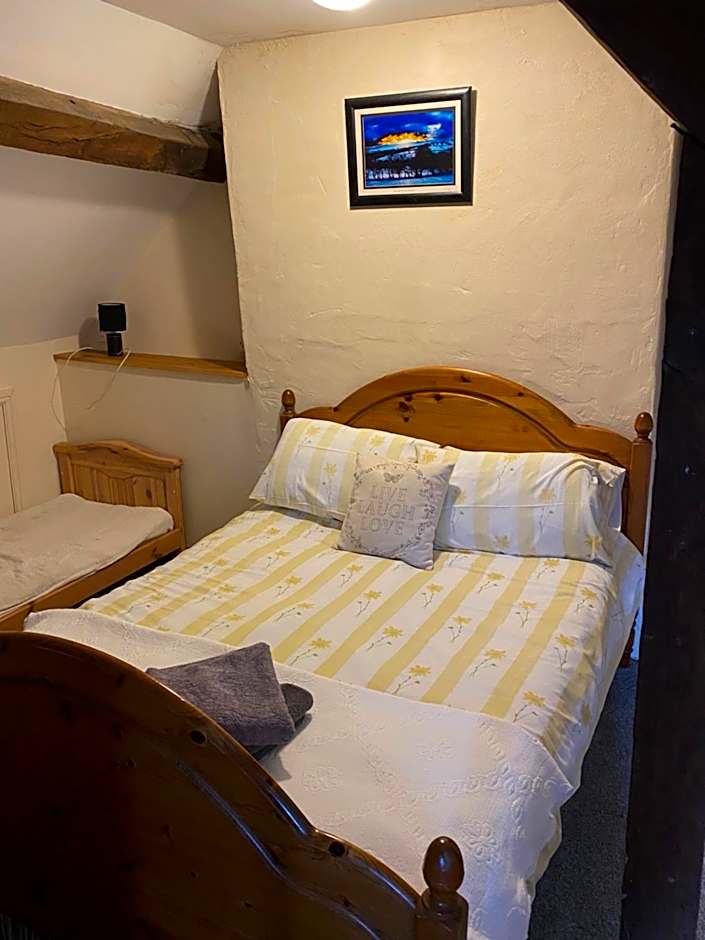 The crown inn Longtown
