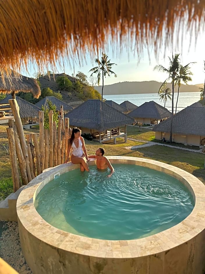 Bleu MATHIS Gili Asahan