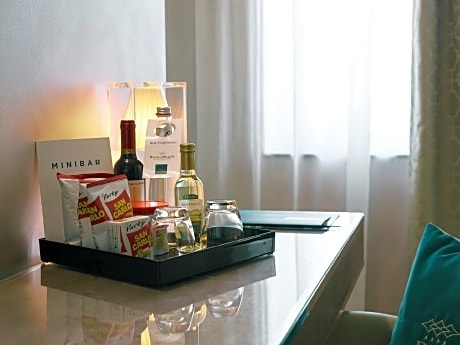 Comfort Queen Room