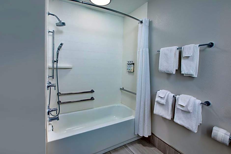 Holiday Inn Express Hotel & Suites West Monroe By IHG