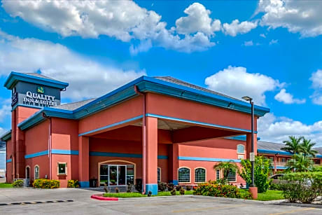 Quality Inn & Suites at The Outlets Mercedes/Weslaco