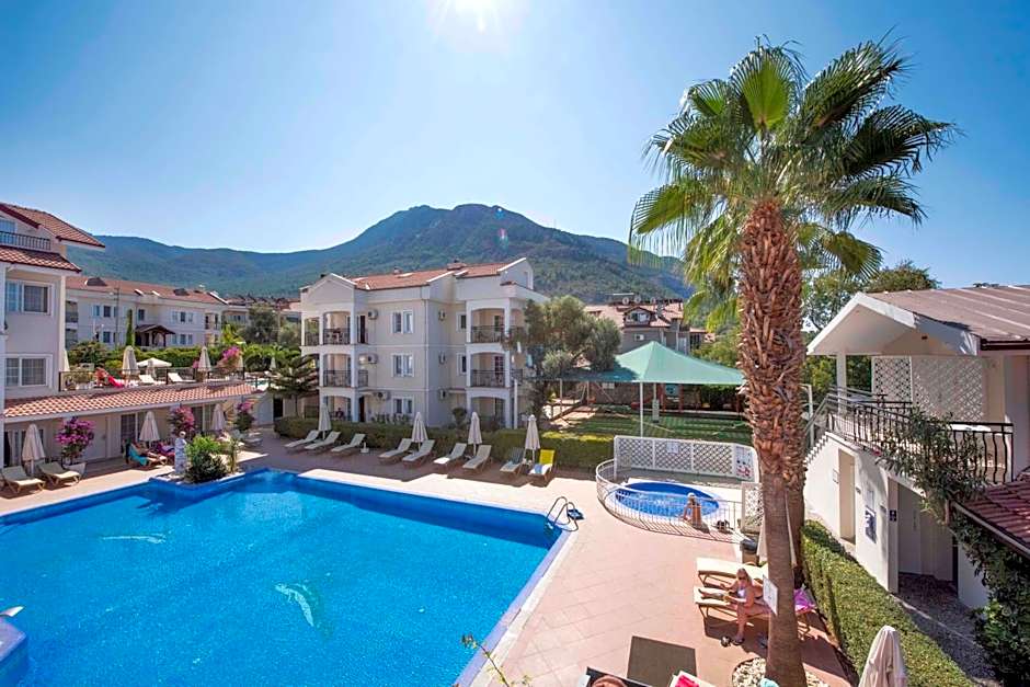 Sea Breeze Hotel and Apartments