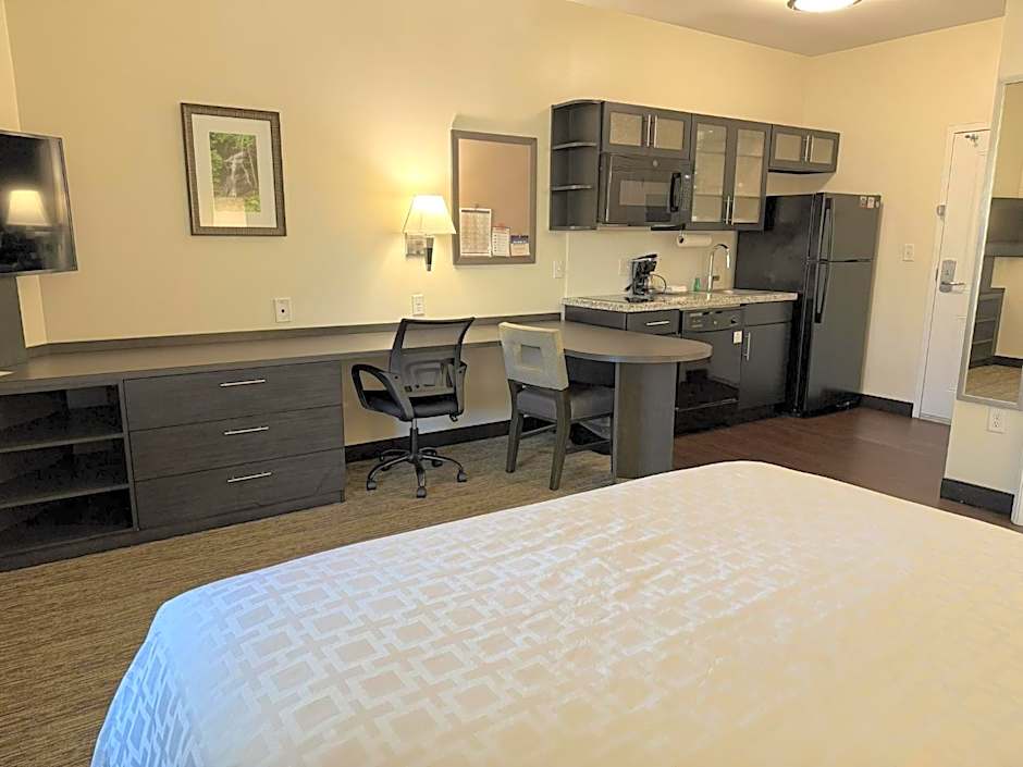 CANDLEWOOD SUITES - JACKSONVILLE - MAYPORT By IHG