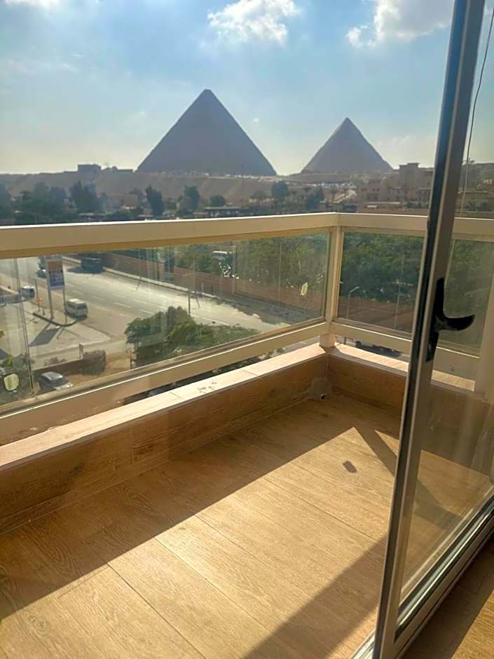 DouDou Pyramids View Hotel