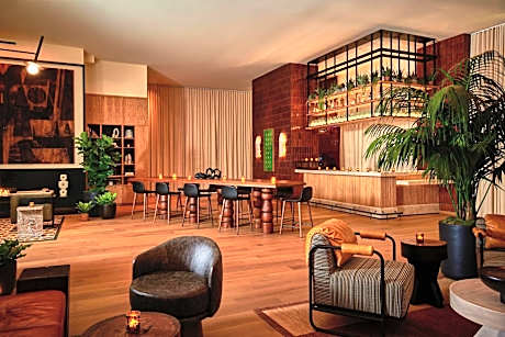 Hollywood Volume, a Tribute Portfolio Hotel