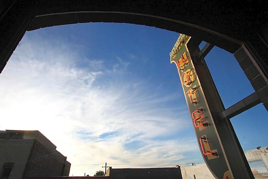 McMenamins Olympic Club