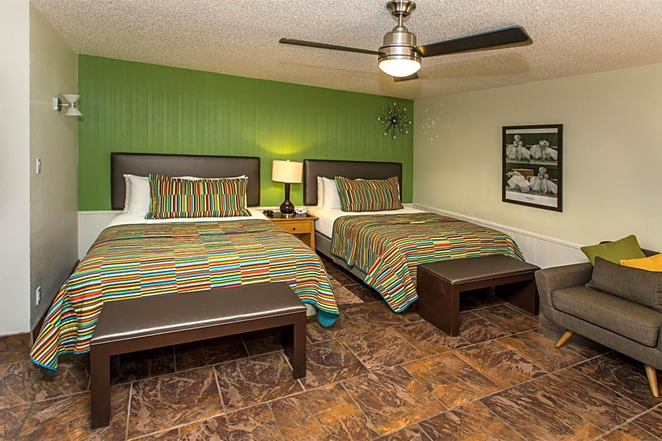Desert Riviera Hotel
