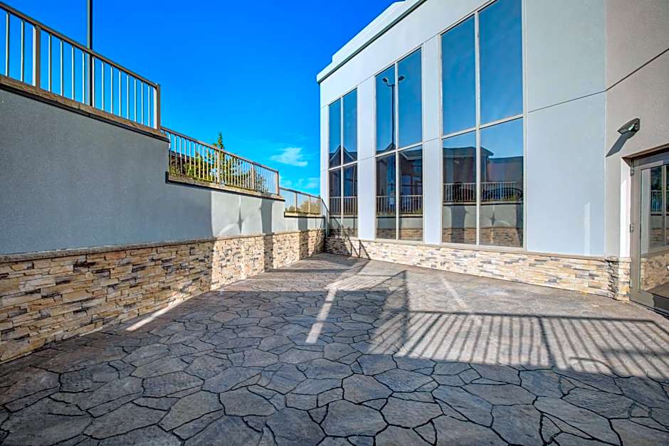 Holiday Inn Express Hotel & Suites - Woodstock By IHG