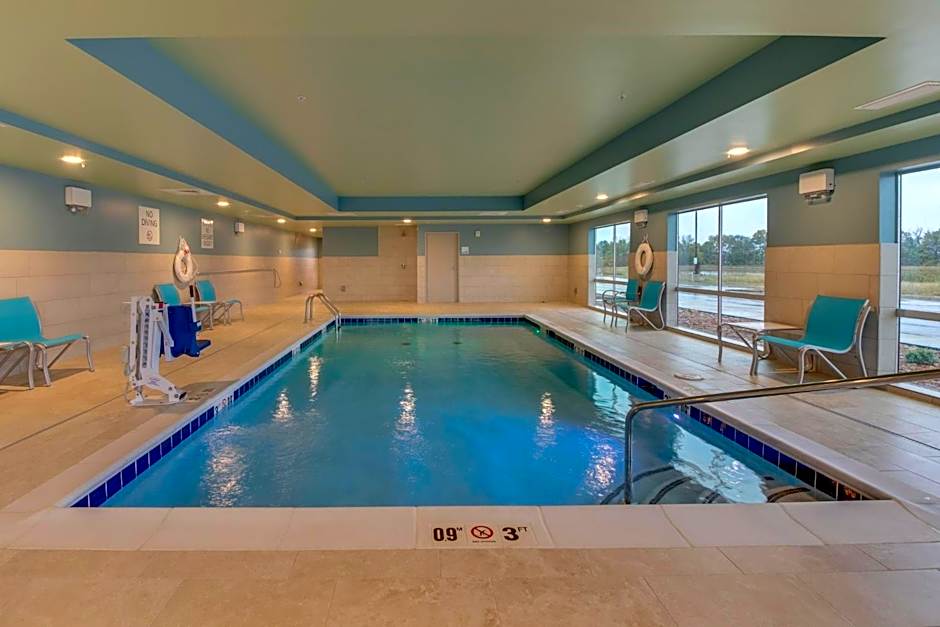 Holiday Inn Express & Suites Union City By IHG