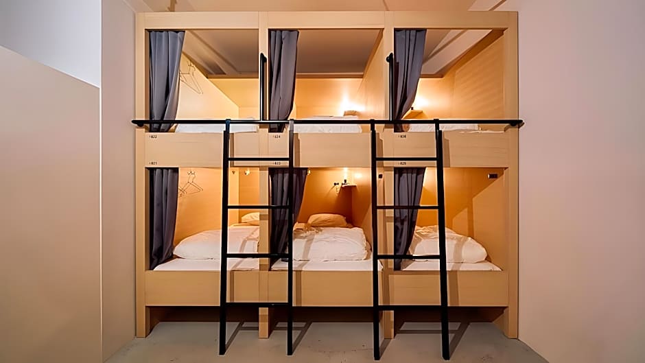 Hotel Plus Hostel TOKYO ASAKUSA 1