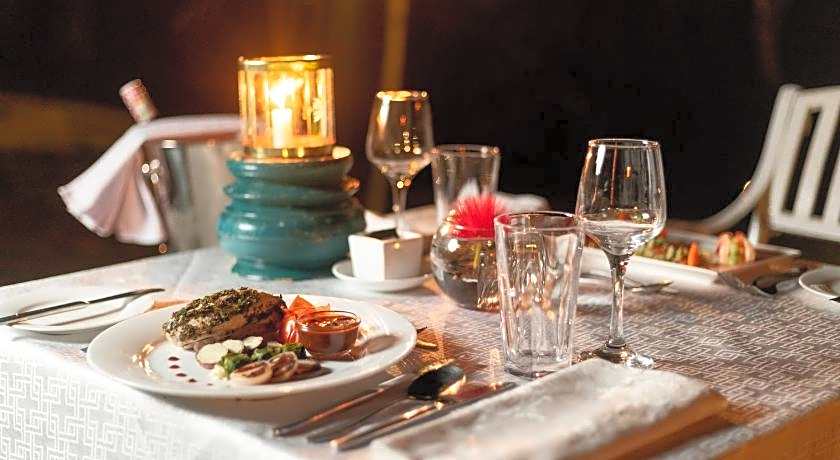 Mountbatten Bungalow - Thema Collection