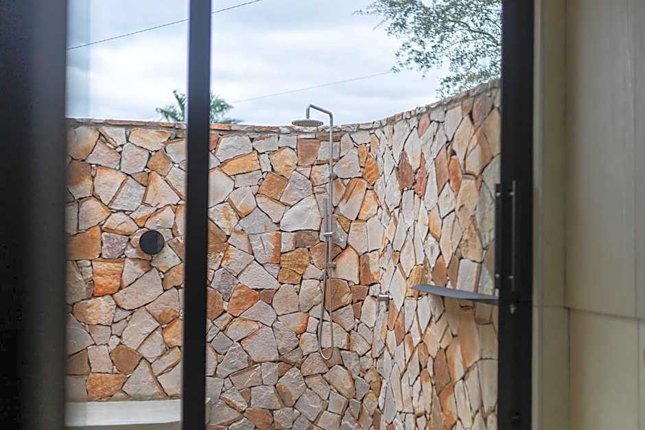 Lira Boutique Hotel