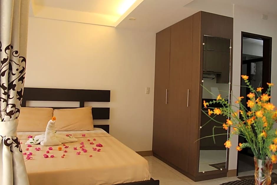 Anahaw Studio Suites