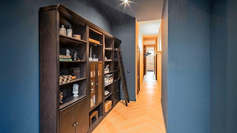 Breda Apartment w Kitchen & Private Bathroom 2p