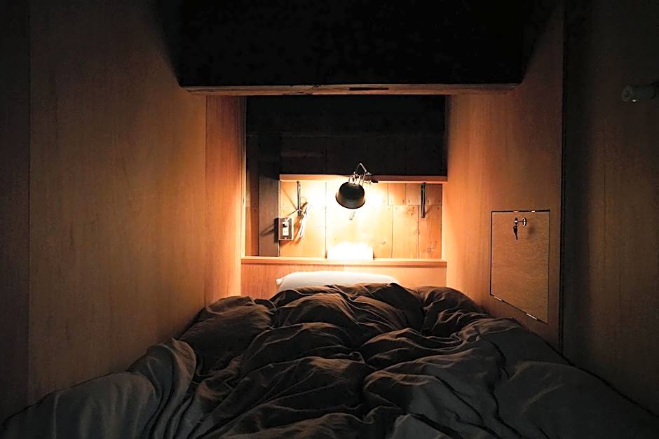 Foto 1 daripada 3 — Bed in 4-Bed Female Dormitory Room