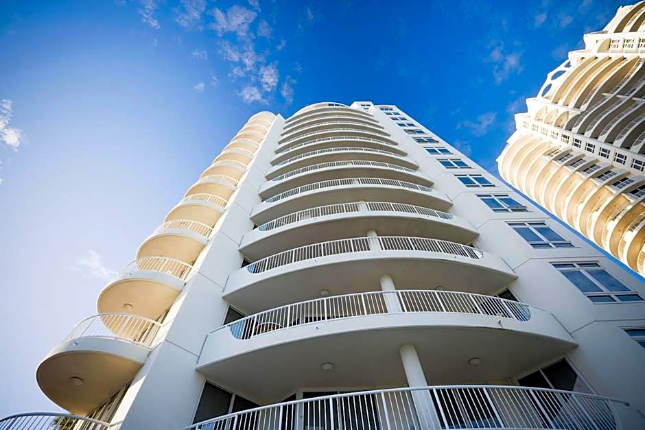 BreakFree Moroccan Surfers Paradise