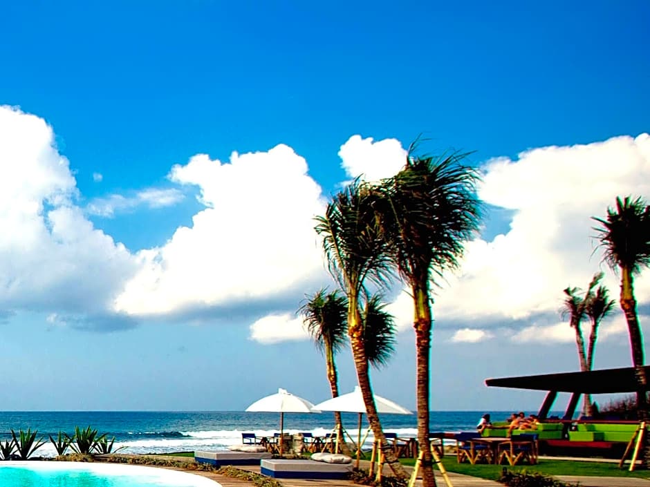 Komune Resort & Beach Club Bali
