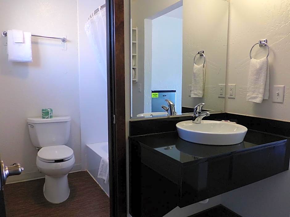 Motel 6-Missoula, MT - University