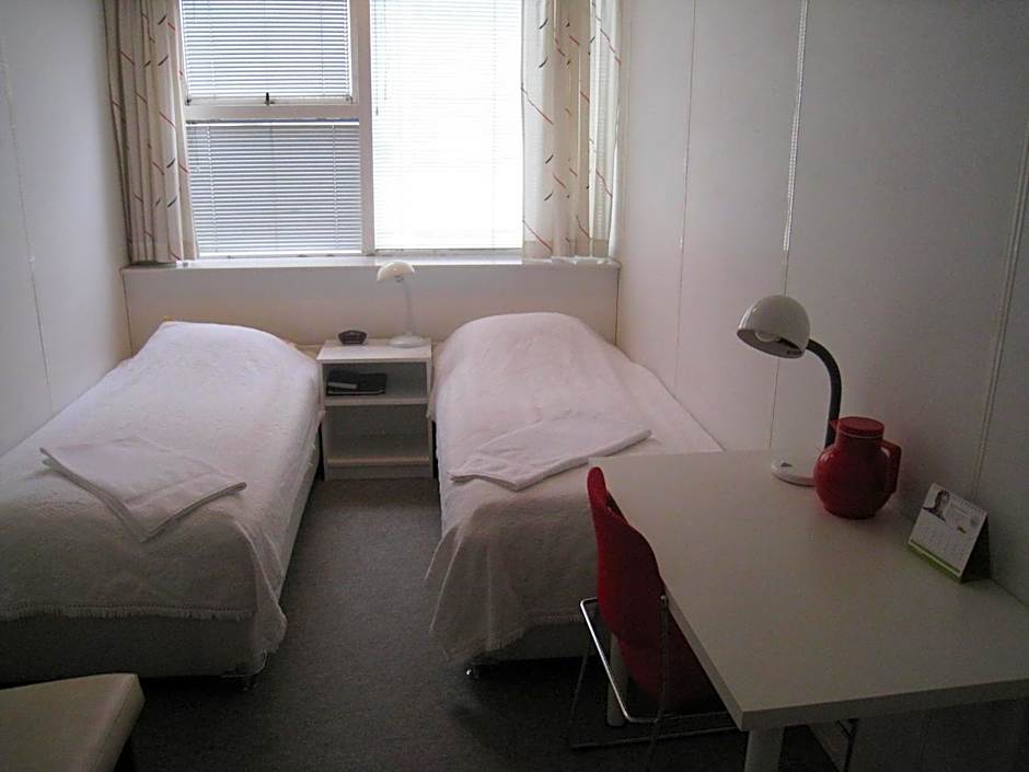 101 Guesthouse Hotel
