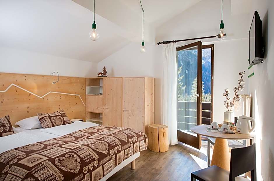 Photo 1 of 5 of 1 Double Bed or 2 Beds