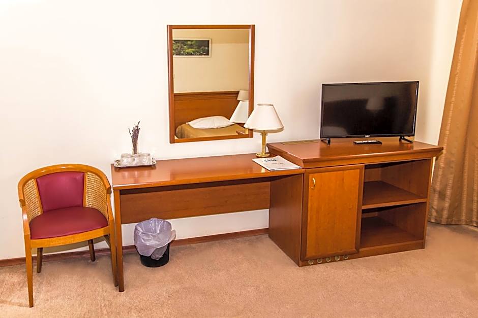 Hotel Seven