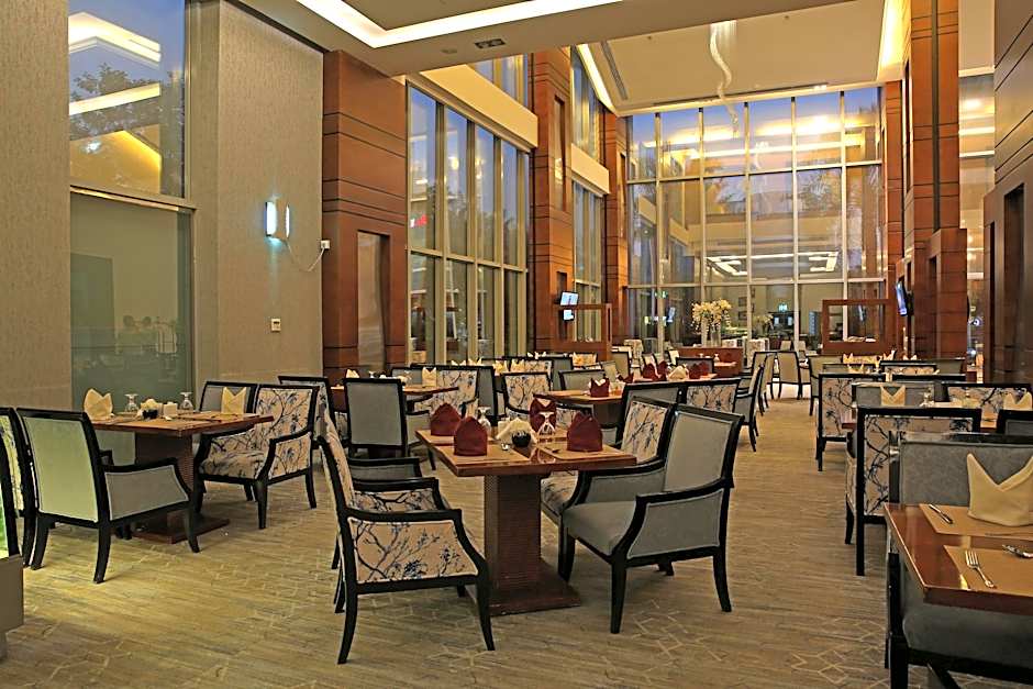 Qaser Alhamra Hotel Riyadh