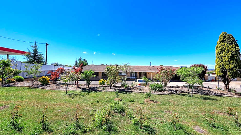 Top of the Town Motel