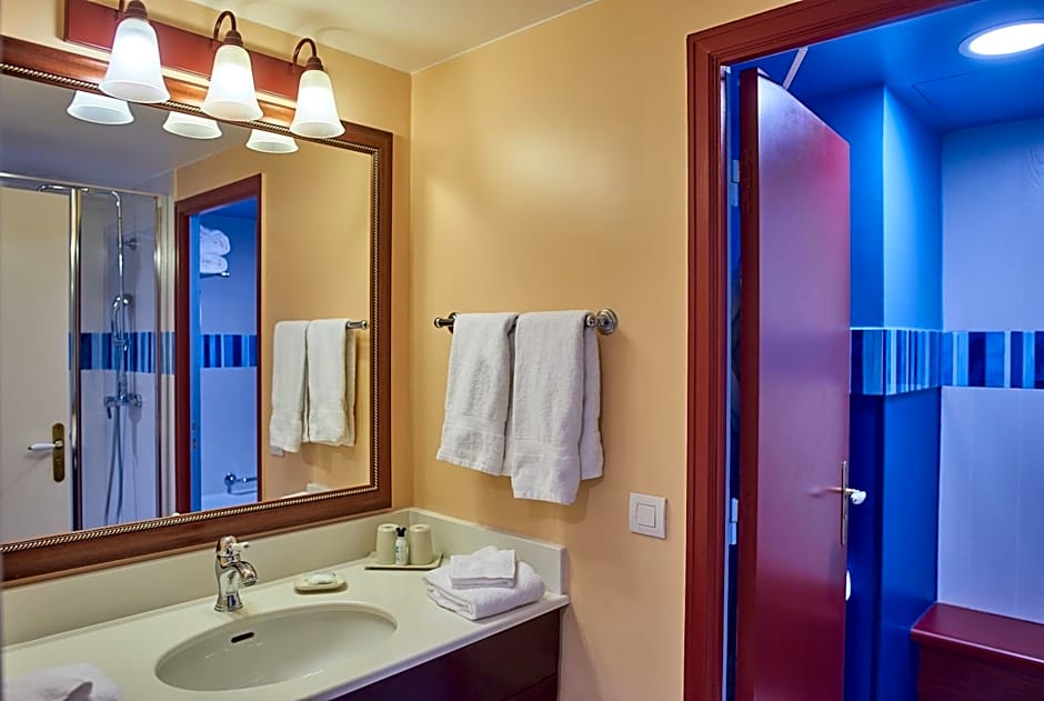 Disney Newport Bay Club