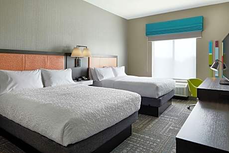 Queen Room with Two Queen Beds - Hearing Accessible